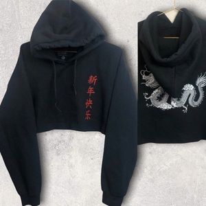 Black cropped hoodie!
